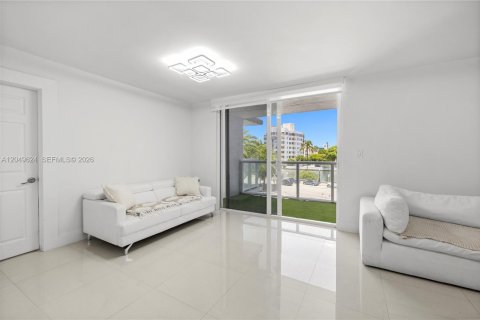 Copropriété à louer à Miami Beach, Floride: 1 chambre, 92.34 m2 № 2241613 - photo 19