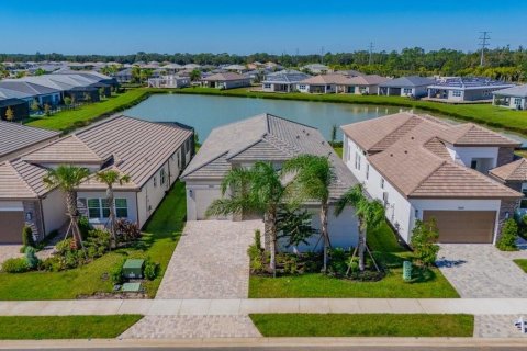 Villa ou maison à vendre à Wesley Chapel, Floride: 3 chambres, 229.84 m2 № 2416884 - photo 3