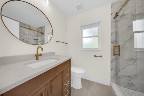 House in Valrico, Florida 3 bedrooms, 138.8 sq.m. № 2230663 - photo 17