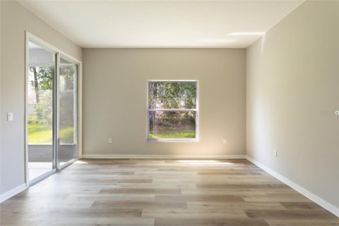 House in Palm Coast, Florida 4 bedrooms, 207.64 sq.m. № 1908158 - photo 12
