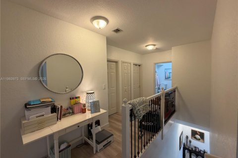 Casa en alquiler en Miami, Florida, 4 dormitorios, 222.5 m2 № 2027105 - foto 20