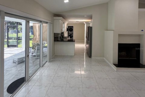 House in Naples, Florida 4 bedrooms, 168.52 sq.m. № 2429357 - photo 4