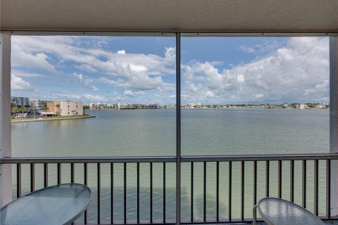 Condominio en venta en South Pasadena, Florida, 2 dormitorios, 108.7 m2 № 1689957 - foto 14