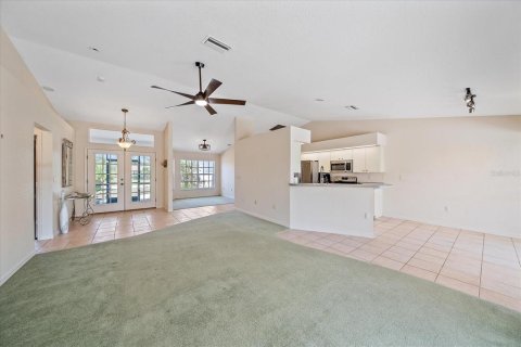 House in Port Charlotte, Florida 3 bedrooms, 155.05 sq.m. № 1732359 - photo 8