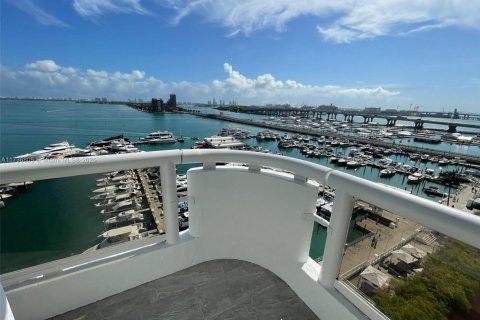 Купить кондоминиум в Майами, Флорида 2 спальни, 158.58м2, № 1960873 - фото 4