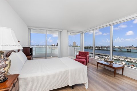 Купить кондоминиум в Майами, Флорида 2 спальни, 158.58м2, № 1960873 - фото 6