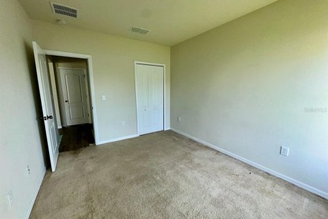 House in Winter Haven, Florida 5 bedrooms, 234.76 sq.m. № 1742717 - photo 15