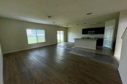 House in Winter Haven, Florida 5 bedrooms, 234.76 sq.m. № 1742717 - photo 13