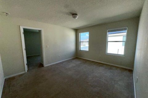 House in Winter Haven, Florida 5 bedrooms, 234.76 sq.m. № 1742717 - photo 25