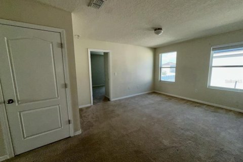 House in Winter Haven, Florida 5 bedrooms, 234.76 sq.m. № 1742717 - photo 24