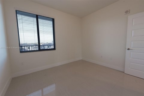 Condo in Doral, Florida, 3 bedrooms  № 1501590 - photo 24