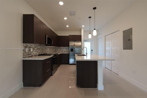 Condo in Doral, Florida, 3 bedrooms  № 1501590 - photo 5
