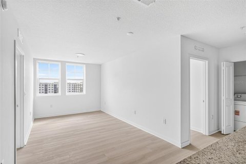 Condo in Orlando, Florida, 2 bedrooms  № 2391371 - photo 6