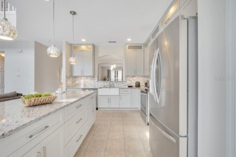 Villa ou maison à louer à Davenport, Floride: 7 chambres, 257.43 m2 № 1808483 - photo 18
