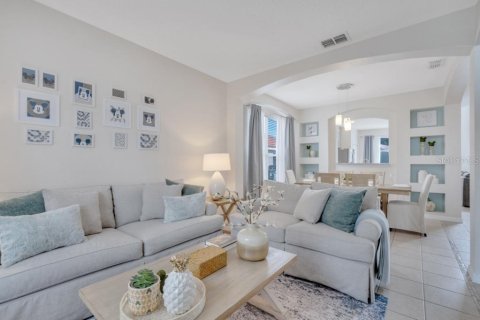 Villa ou maison à louer à Davenport, Floride: 7 chambres, 257.43 m2 № 1808483 - photo 13