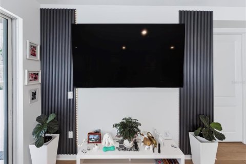Casa en venta en Orlando, Florida, 3 dormitorios, 160.81 m2 № 2427000 - foto 16