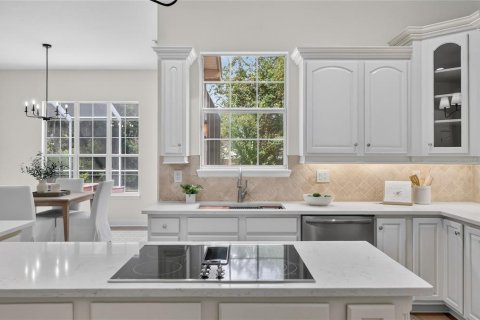 House in Lakeland, Florida 4 bedrooms, 397.06 sq.m. № 2402777 - photo 19