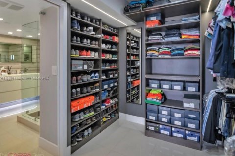 Copropriété à louer à Miami, Floride: 2 chambres, 136.47 m2 № 1964400 - photo 15