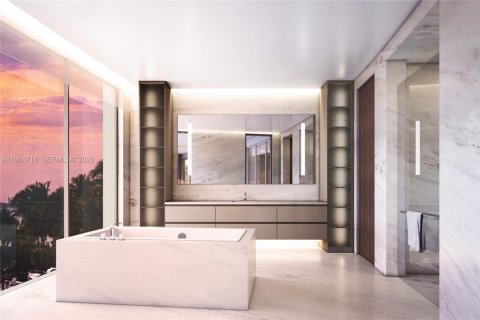 House in Miami Beach, Florida 8 bedrooms, 964.79 sq.m. № 2026881 - photo 9