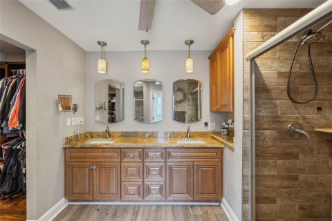 Casa en venta en Brandon, Florida, 3 dormitorios, 183.11 m2 № 1916227 - foto 19
