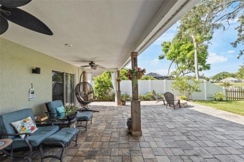 Casa en venta en Brandon, Florida, 3 dormitorios, 183.11 m2 № 1916227 - foto 27