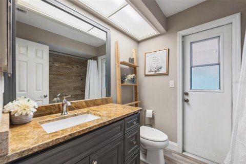 Casa en venta en Brandon, Florida, 3 dormitorios, 183.11 m2 № 1916227 - foto 24