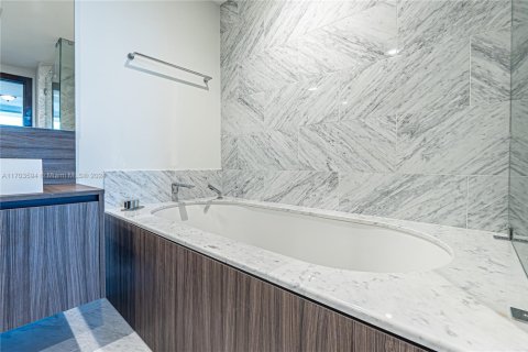 Condominio en venta en Miami, Florida, 3 dormitorios, 156.54 m2 № 1457008 - foto 22