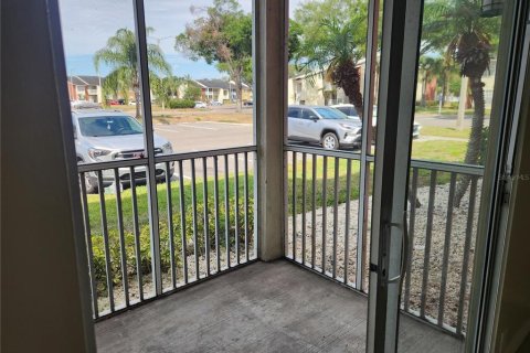 Condo in Brandon, Florida, 2 bedrooms  № 2166252 - photo 17