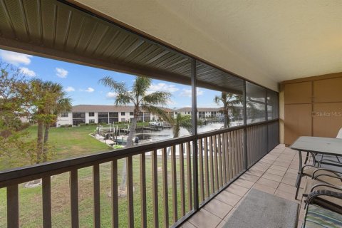Condo in Punta Gorda, Florida, 2 bedrooms  № 1446776 - photo 22