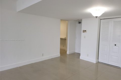 Copropriété à vendre à Aventura, Floride: 2 chambres, 105.72 m2 № 1937358 - photo 7