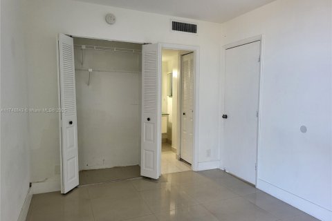 Купить кондоминиум в Авентура, Флорида 2 спальни, 105.72м2, № 1937358 - фото 26