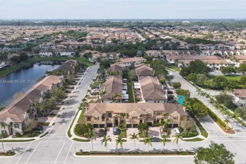 Touwnhouse à vendre à Homestead, Floride: 4 chambres, 189.52 m2 № 1981556 - photo 28
