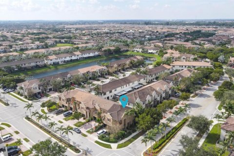 Touwnhouse à vendre à Homestead, Floride: 4 chambres, 189.52 m2 № 1981556 - photo 27