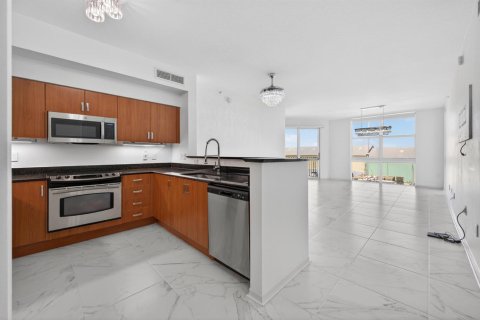 Copropriété à vendre à Lantana, Floride: 2 chambres, 117.52 m2 № 2146233 - photo 8