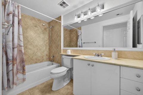Copropriété à vendre à Lantana, Floride: 2 chambres, 117.52 m2 № 2146233 - photo 22