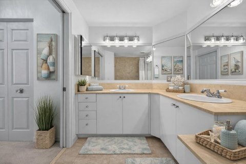Copropriété à vendre à Lantana, Floride: 2 chambres, 117.52 m2 № 2146233 - photo 18