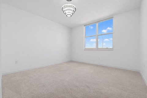 Copropriété à vendre à Lantana, Floride: 2 chambres, 117.52 m2 № 2146233 - photo 19