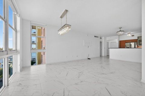 Copropriété à vendre à Lantana, Floride: 2 chambres, 117.52 m2 № 2146233 - photo 4
