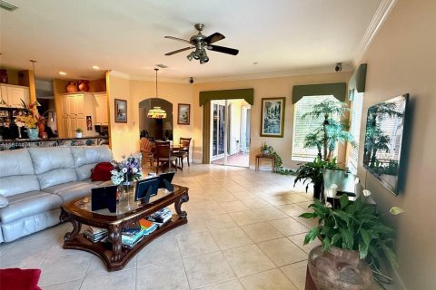 House in Miramar, Florida 4 bedrooms, 281.12 sq.m. № 1841051 - photo 18
