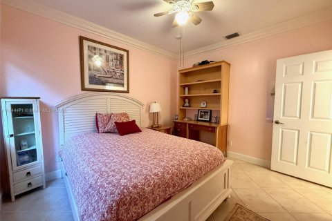House in Miramar, Florida 4 bedrooms, 281.12 sq.m. № 1841051 - photo 30