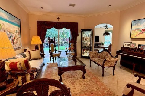 House in Miramar, Florida 4 bedrooms, 281.12 sq.m. № 1841051 - photo 7