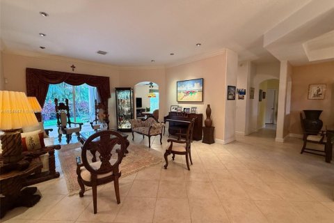House in Miramar, Florida 4 bedrooms, 281.12 sq.m. № 1841051 - photo 8