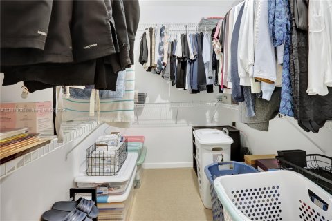 Condo in North Miami Beach, Florida, 2 bedrooms  № 1948518 - photo 20