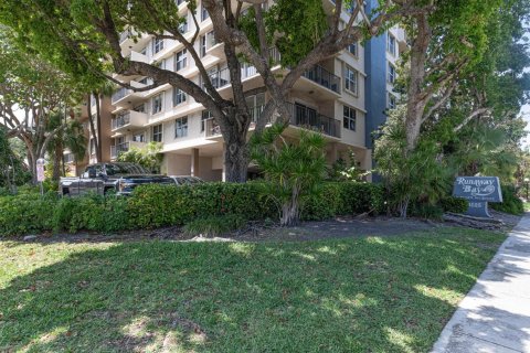 Condo in Fort Lauderdale, Florida, 1 bedroom  № 2175387 - photo 26