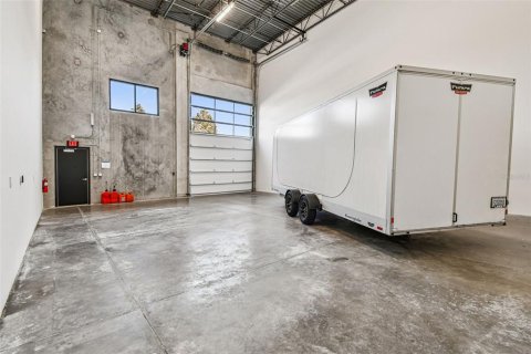 Immobilier commercial à vendre à Tampa, Floride: 114.27 m2 № 2425267 - photo 11