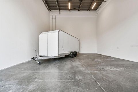 Immobilier commercial à vendre à Tampa, Floride: 114.27 m2 № 2425267 - photo 13