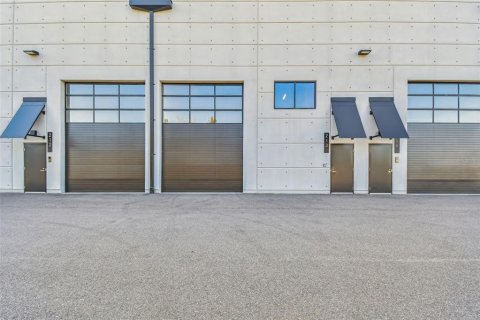 Immobilier commercial à Tampa, Floride 114.27 m2 № 2425267