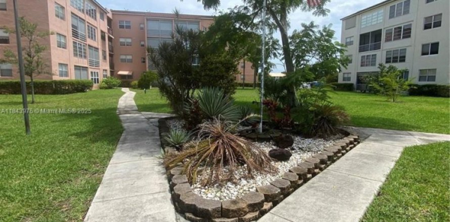 Condo à Lauderdale Lakes, Floride, 1 chambre № 1839179