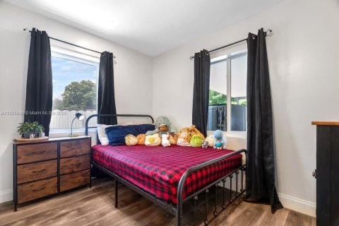 Casa en venta en Miami, Florida, 3 dormitorios, 136.38 m2 № 1880200 - foto 12