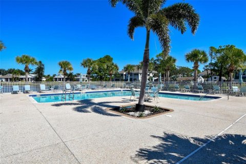 Condominio en venta en Bradenton, Florida, 2 dormitorios, 115.48 m2 № 2110476 - foto 27